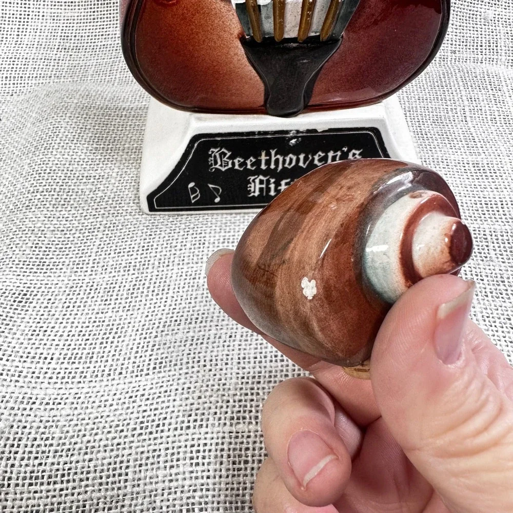 N/A vintage ceramic